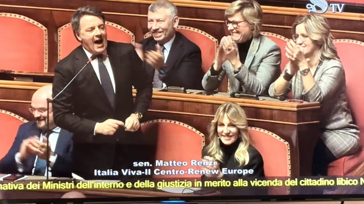 . <a href="/matteorenzi/">Matteo Renzi</a> nell’intervento al senato. 
La sorella della leader ad una direzione nazionale, aveva spiegato  qual era il libro da leggere “il signore degli anelli”. 
Contrordine compagni.
Il libro è le avventure di Pinocchio. 
Lei min. Pientedosi e min. Nordio  avete fatto il