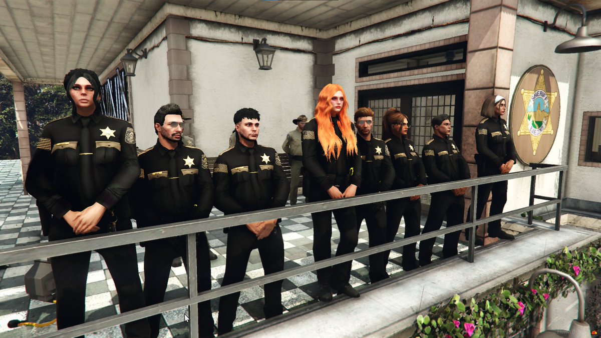 InfamesLEO's tweet image. El pasado domingo tuvo lugar la graduación de la promoción N°XVIII del BCSO.
Además los nuevos agentes fueron asignados a sus FTO que los acompañarán en esta nueva etapa.

Bienvenidos 🤠