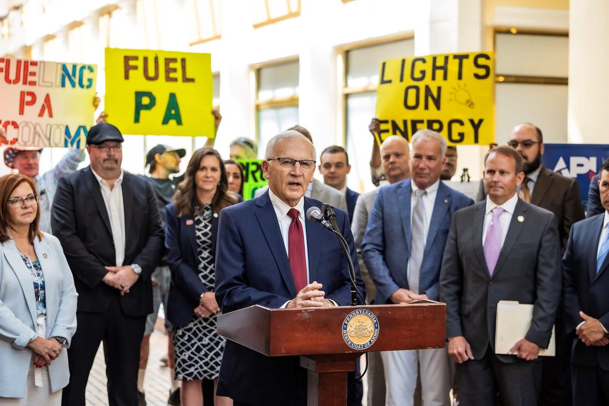 The Senate is focused on 𝐓𝐚𝐤𝐢𝐧𝐠 𝐂𝐡𝐚𝐫𝐠𝐞 𝐨𝐟 𝐏𝐞𝐧𝐧𝐬𝐲𝐥𝐯𝐚𝐧𝐢𝐚'𝐬 𝐄𝐧𝐞𝐫𝐠𝐲 𝐅𝐮𝐭𝐮𝐫𝐞 through responsible policy that strengthens grid reliability, incentivizes development, creates jobs &amp; protects consumers from higher costs ⚡️ 💡