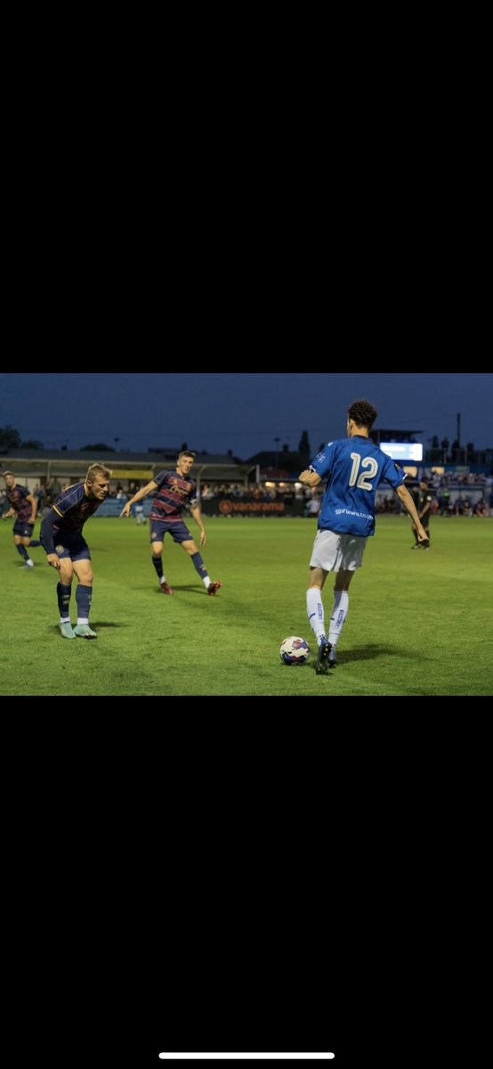Free Agent. Looking for a new Club 📲⚽️