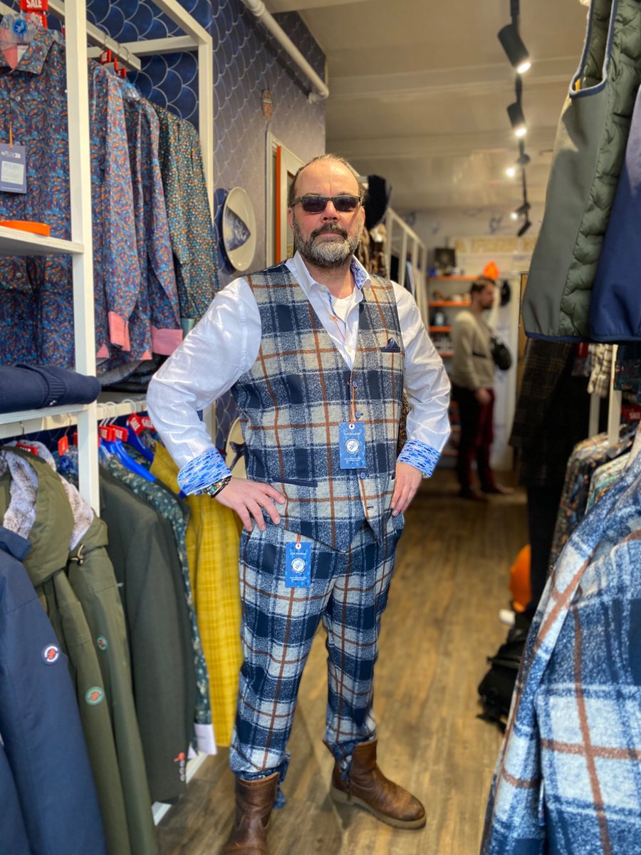 Gideon Calis tweet media