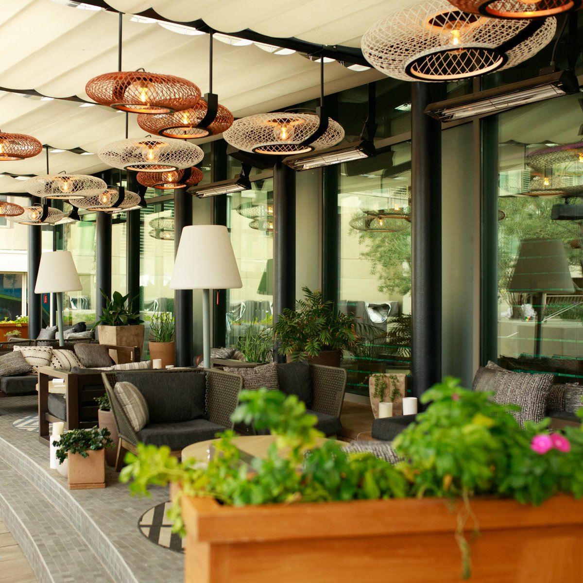 We know a spot. 
.
.
.
#cottontaillounge #wscottsdale #scottsdalebars #scottsdalelounges #scottsdalehappyhour #scottsdalerooftopbars #scottsdalefoodie