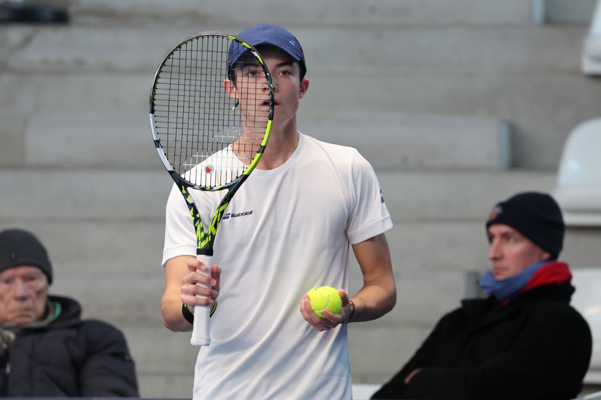 lesreporters60's tweet photo. [🎾 TENNIS]

À Lille, le Play In Challenger bat son plein, surtout côté français. De Mae Malige à Arthur Bouquier, en passant par Valentin Royer, les Tricolores performent au 1er tour ! 🤯🇫🇷

https://t.co/5TNABdly8h

↪️ #Tennis #PlayInChallenger #ATPChallenger #newarticle https://t.co/p4g3TabnKt