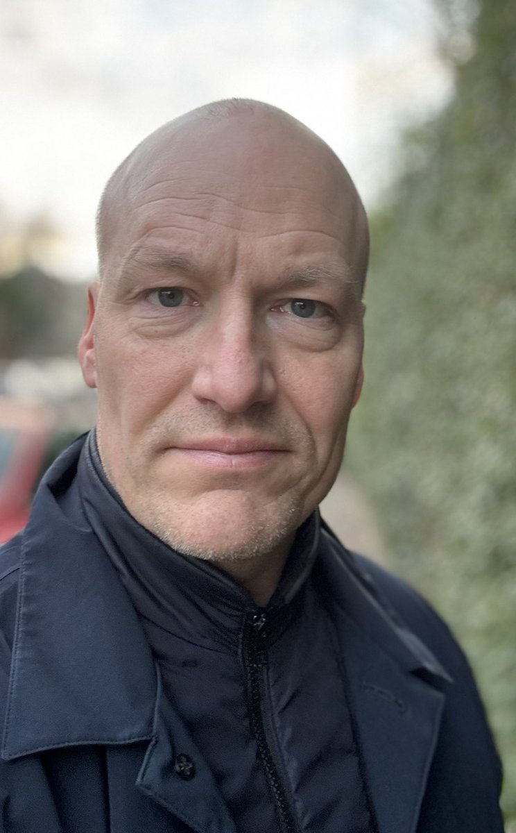 Det er for groft!

Lars Løkke Rasmussen misbruger nu Danmarks alvorlige sikkerhedssituation til at lancere nye planer om at sønderskære velfærden og sende hårdtarbejdende danskere senere på pension, mens han samtidig vil bruge milliarder på at forgylde sine venner i