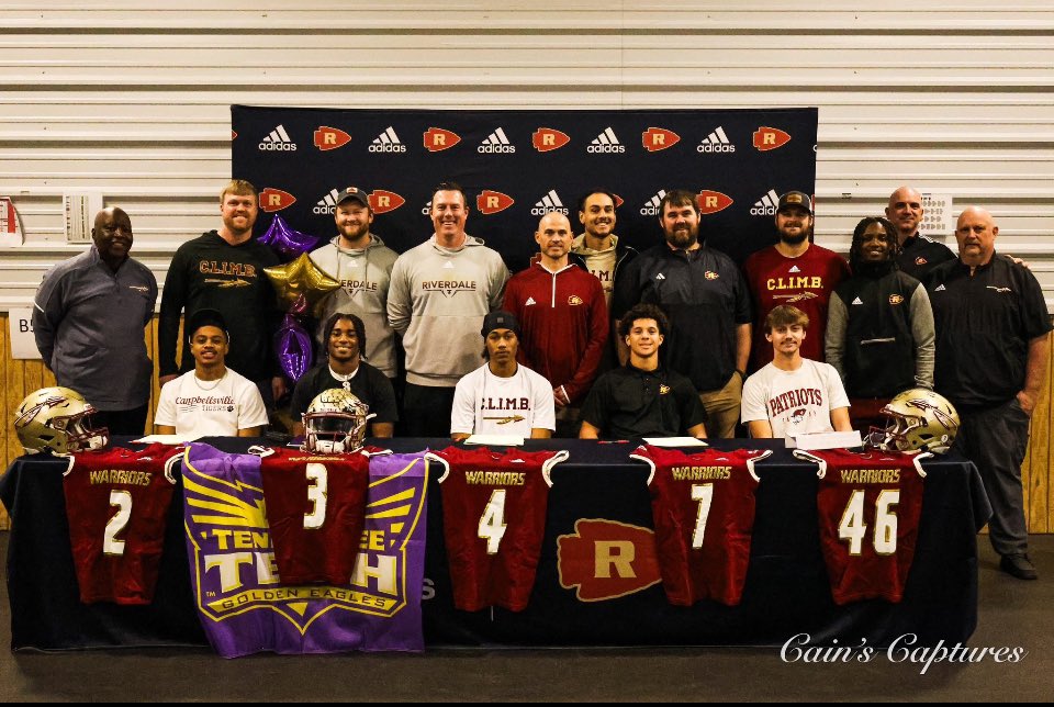 Riverdale Football (@rhs_warriorsfb) on Twitter photo Congratulations to our signings!
K. Fletcher-Independence CC
C. Booker-TN Tech
M. Hicks- Mars Hill
C. Darden- Campbellsville
K. Arman- U of Cumberlands
<a href="/615kedarean/">Ke’Darean Fletcher4️⃣</a> <a href="/imCameronBooker/">Cameron Booker</a>
<a href="/malik_hicks21/">Malik hicks✝️</a>
<a href="/CamrynDarden_/">𝘊𝘢𝘮𝘳𝘺𝘯 𝘋𝘢𝘳𝘥𝘦𝘯</a>
<a href="/Khalilarman46/">Khalil Arman 5⭐️</a> Congratulations to our signings!
K. Fletcher-Independence CC
C. Booker-TN Tech
M. Hicks- Mars Hill
C. Darden- Campbellsville
K. Arman- U of Cumberlands
<a href="/615kedarean/">Ke’Darean Fletcher4️⃣</a> <a href="/imCameronBooker/">Cameron Booker</a>
<a href="/malik_hicks21/">Malik hicks✝️</a>
<a href="/CamrynDarden_/">𝘊𝘢𝘮𝘳𝘺𝘯 𝘋𝘢𝘳𝘥𝘦𝘯</a>
<a href="/Khalilarman46/">Khalil Arman 5⭐️</a>
