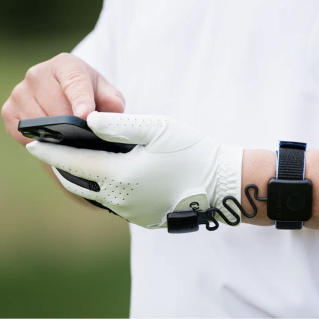 The HackMotion Golf Core is an essential wrist training tool for golfers seeking to improve their swing consistency and clubface control.

This innovative device offers real-time feedback and personalised drills for optimised performance on the course.

miagolftechnology.com/products/hackm…