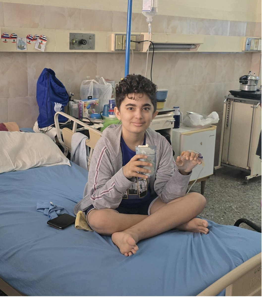 AEIServimin's tweet photo. Hoy nuestra entidad visitó el Hospital Pediátrico Docente Juan Manuel Márquez, y le dejó a los niños allí presentes una gota de felicidad.
"Para los niños trabajamos, porque los niños son los que saben querer, porque los niños son la esperanza del mundo"->José Martí https://t.co/kQMZEtfJNO