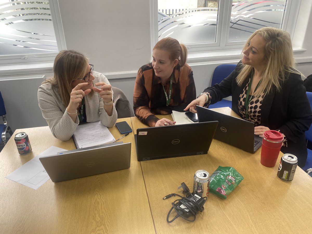 Fantastic day working in collaboration with TWHF primary headteacher colleagues on effective use of data to raise attainment. #wearetrust #Collaboration <a href="/WhiteHorseFed/">The White Horse Federation</a> <a href="/SiCowley/">Simon Cowley</a> <a href="/DrDanNicholls/">Dan Nicholls</a> <a href="/ljedmonds81/">Lee John Edmonds</a>