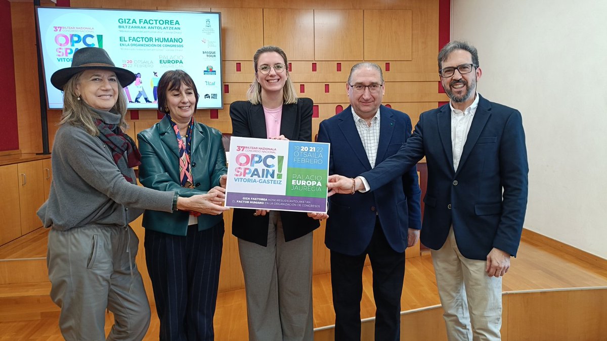 [𝗡𝗘𝗪𝗦] Esta mañana se ha presentado en el Ayuntamiento de Vitoria-Gasteiz el "37 congreso nacional #OpcEspaña "que se celebrará en Vitoria-Gasteiz del 19 al 22 de febrero bajo la premisa “El Factor humano en la Organización de Congresos”.

👀Leer más ➡️