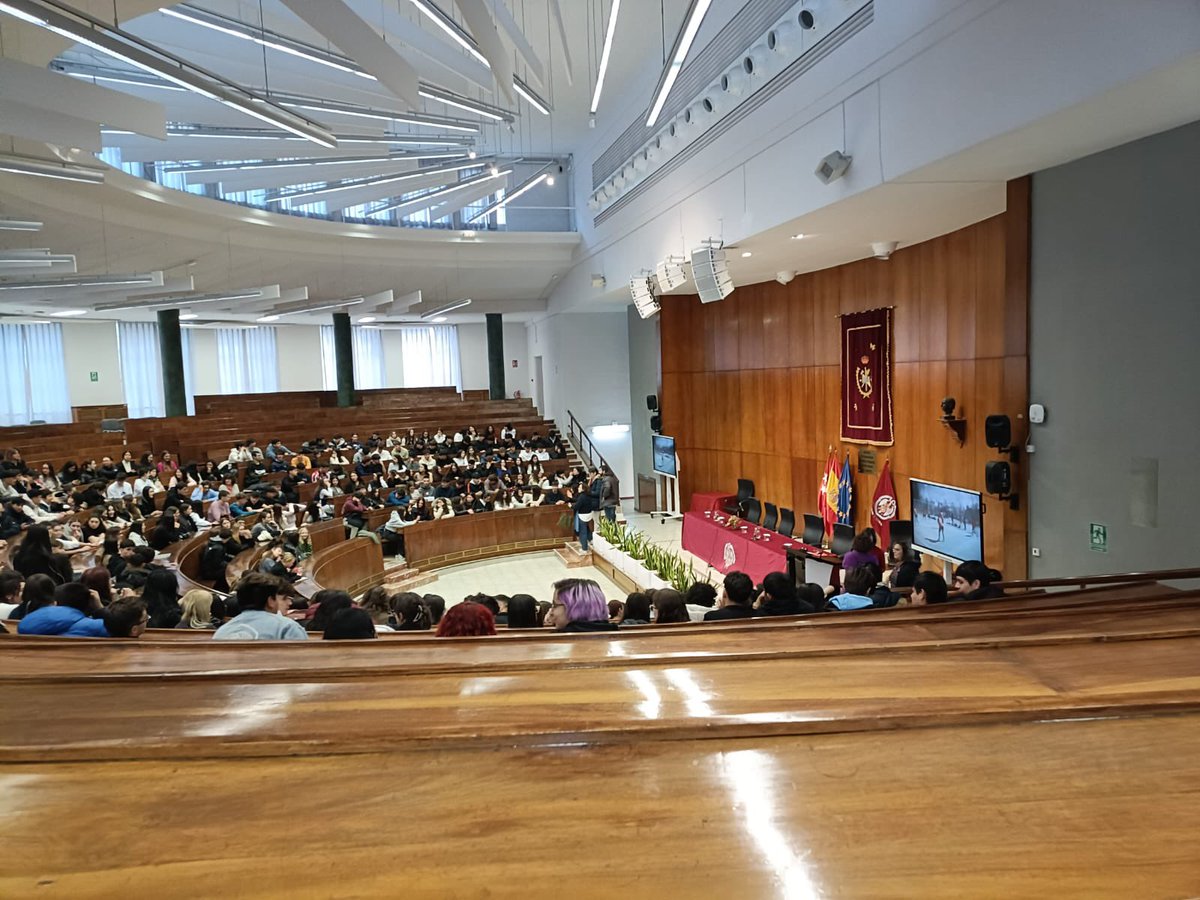 Jornada de orientación académica para 2 Bachillerato en la Universidad Complutense