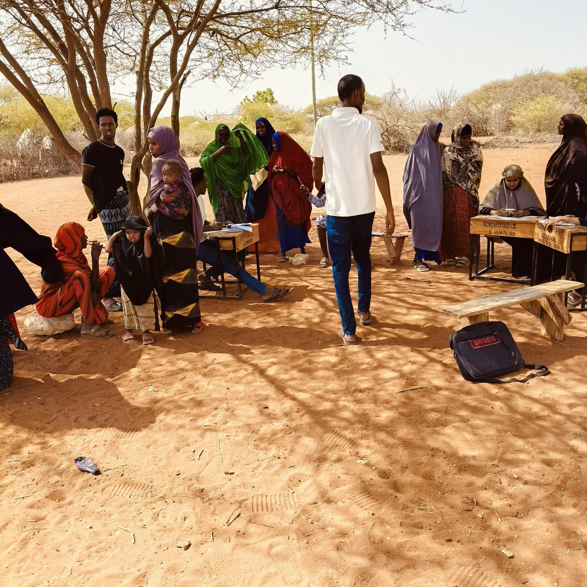 ParanetRight's tweet photo. Day 2 of bringing services to their doorstep! Imagine traveling 100s of km just to claim your identity and Access the nearest registeration office. That was the reality for El Adow families—until now. Identity is a right, not a privilege.   #MyIDMyRight #PARANET https://t.co/rqnmjXYfsa