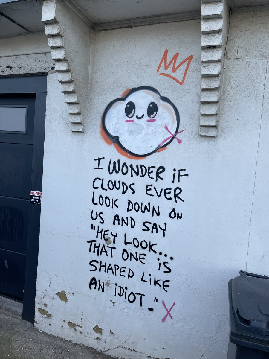 KamranMatin's tweet photo. Today ran a solo #half_marathon from #Worthing to #Brighton Marina. Saw some interesting stuff along the way including this graffiti 🫣 https://t.co/r6fFRyUs2P