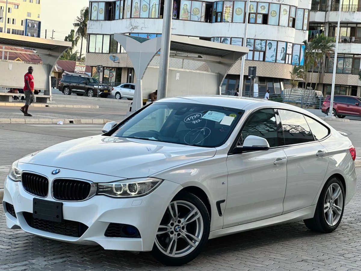 choprausedcars's tweet image. BMW 3 SERIES GT M-Sports🔥
Price: 38.8M✅

☎️0693111003

Year: 2014
Cc: 1990
Fuel:Petrol

Colour: white 
Mileage:62,000km
Sports rims 🔥🔥👌

Twin power turbo ( 8 speed )
Clean condition
Free registration ✅