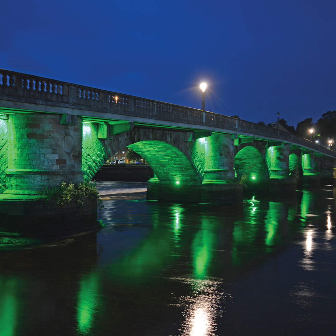 ColorKinetics's tweet photo. Have you seen #ColorKinetics illumination of the iconic Dumbarton Bridge⁉️Color Kinetics luminaires bring new life to the historic bridge in Dumbarton, Wales. The bright colors reflect on the Leven River below, creating a dramatic, eye-catching effect for all to enjoy 🌈✨ https://t.co/DeTII1v0uw