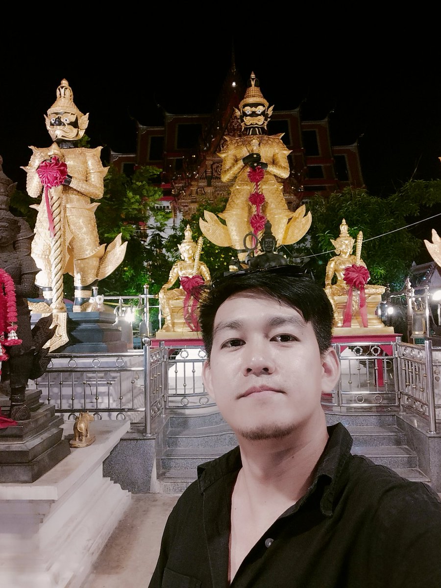 SorasakMD's tweet photo. ���หงาขอพรเรื่องความรักจะได้ไหมจะขอให้เ��อผู้หญิงที่มีรักที่ปลอดภัยให้จะมีไหมนะ https://t.co/ysAzOEZq7M