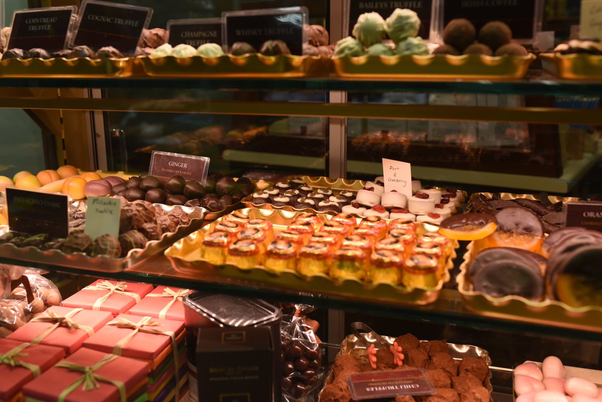 The English Market (@englishmarket) on Twitter photo Looking for a sweet treat this Saturday? 🍬
The award-winning <a href="/wwwchocolateie/">The Chocolate Shop</a> boasts the finest selection of chocolates, you won't want to miss it!
#SupportLocal #LoveCork #LoveEnglishMarket Looking for a sweet treat this Saturday? 🍬
The award-winning <a href="/wwwchocolateie/">The Chocolate Shop</a> boasts the finest selection of chocolates, you won't want to miss it!
#SupportLocal #LoveCork #LoveEnglishMarket