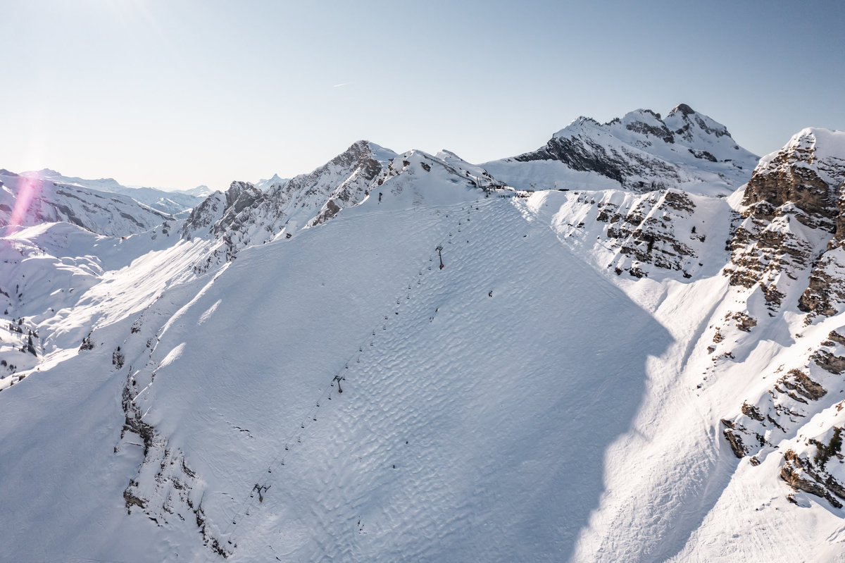 The Swiss Wall 🇨🇭⛷️

Legendary Swiss challenge in Champéry!

#swisswall #portesdusoleil #regiondentsdumidi #ski