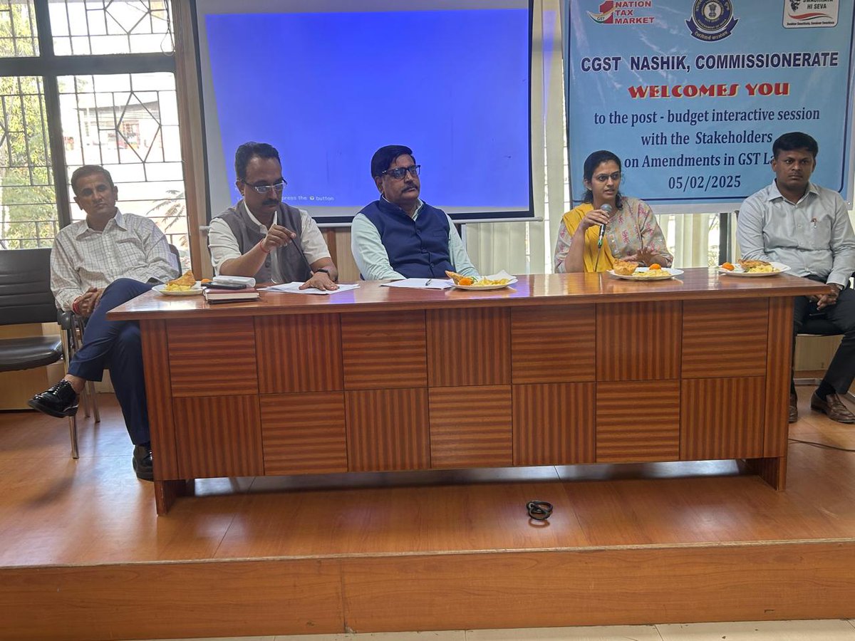 cgstnsk's tweet photo. Nashik CGST Commissionerate conducted a Post-Budget Interactive Session on 05.02.2025, engaging with stakeholders on key GST law amendments. Commissioner Shri R.K. Dwivedi clarified key GST reforms and addressed stakeholder queries.@cbic_india @cgstnagpurzone https://t.co/UslmwGFflL