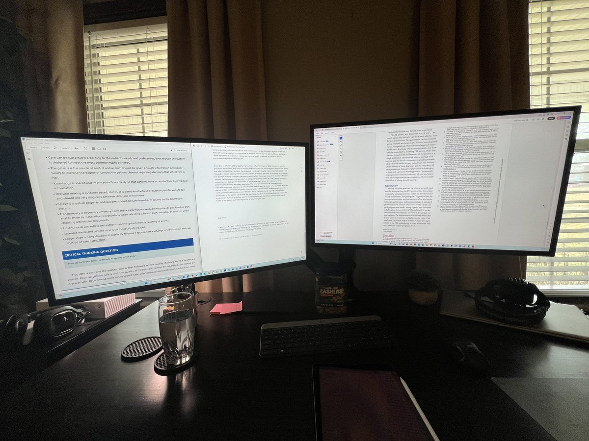 A gloomy day to study away. ☁️📚📖

#studytwt