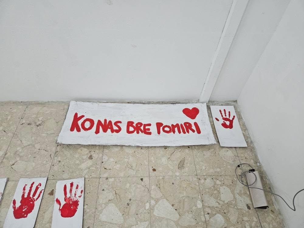 riječki studenti prave transparente za sutra ❤️
