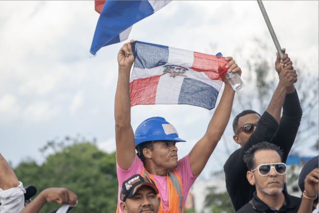 New Security Beat (@newsecuritybeat) on Twitter photo 💫 Can NGOs and IGOs successfully challenge security-based migration policies?
Effective advocacy requires "buy-in from the broader public, fostering a rights-focused approach to migration that resonates with societal values," writes <a href="/jpdmurray/">Jean-Pierre Murray</a>.
🔗: buff.ly/3Q5COQk 💫 Can NGOs and IGOs successfully challenge security-based migration policies?
Effective advocacy requires "buy-in from the broader public, fostering a rights-focused approach to migration that resonates with societal values," writes <a href="/jpdmurray/">Jean-Pierre Murray</a>.
🔗: buff.ly/3Q5COQk