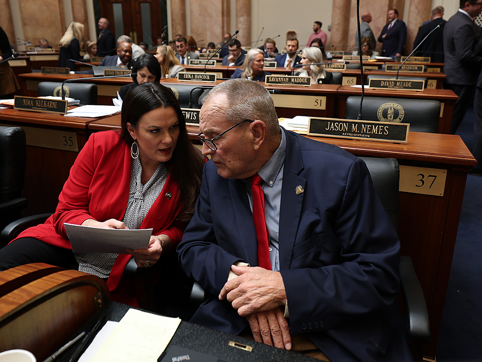 ky_lrc's tweet photo. 📸 Photos from day 5 of the 2025 legislative session are available here: https://t.co/A4CUoHUkXh. Media and others may republish with attribution to the LRC Public Information Office. #kyga25 https://t.co/O7sur3K6Sv