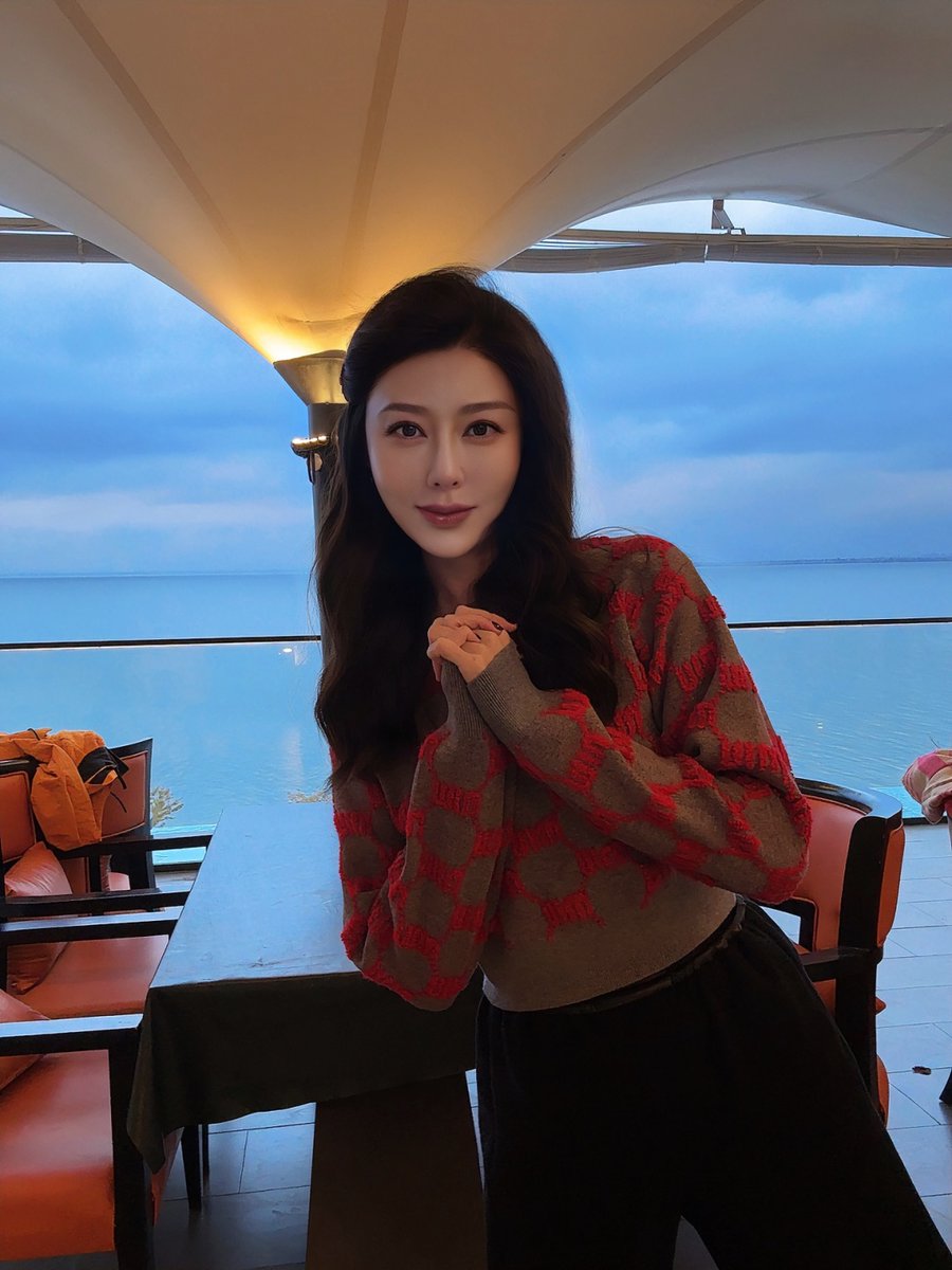 yu_yan68's tweet photo. Not every question has an answer, and not everything can go as planned. But the beauty of life lies in the unknown and growth. https://t.co/uXFfkNrbw9