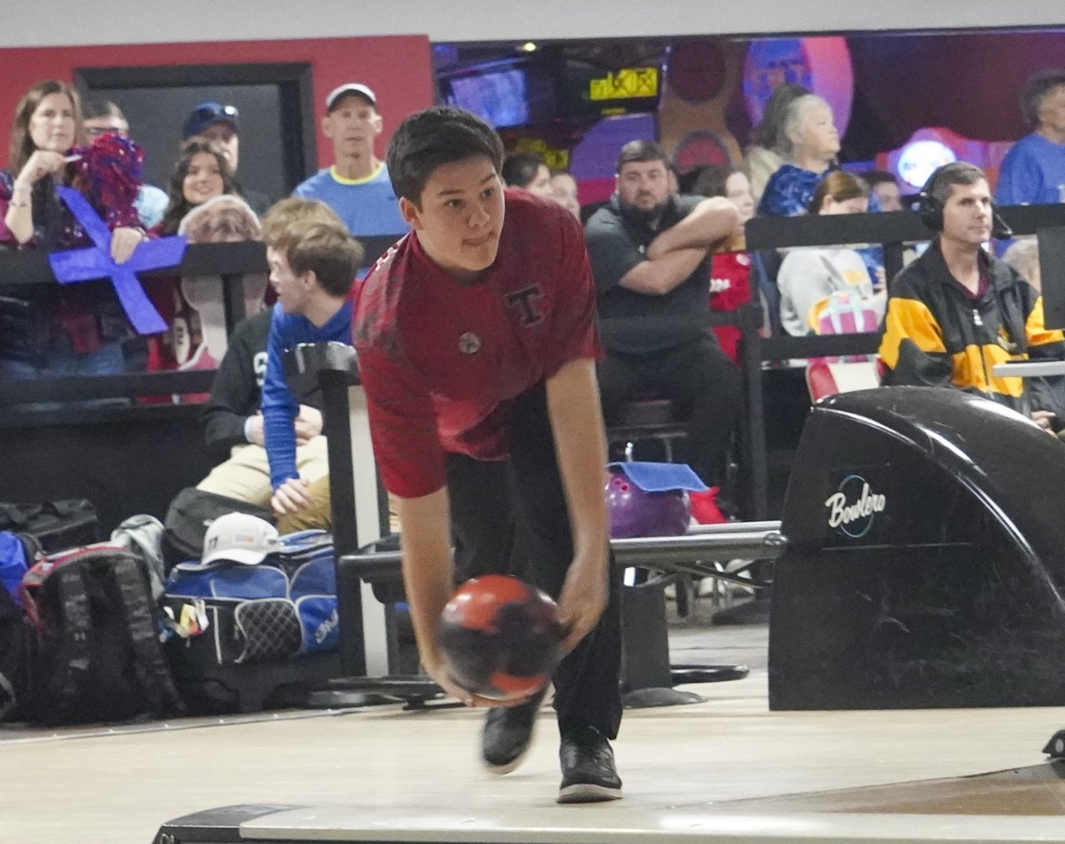Thompson made history with its first girls bowling state championship in school history after coming back from the losers’ bracket to down Hoover twice while the boys took home a runner-up finish after nearly downing Vestavia Hills.

Story/Photos: shelbycountyreporter.com/2025/02/05/on-…