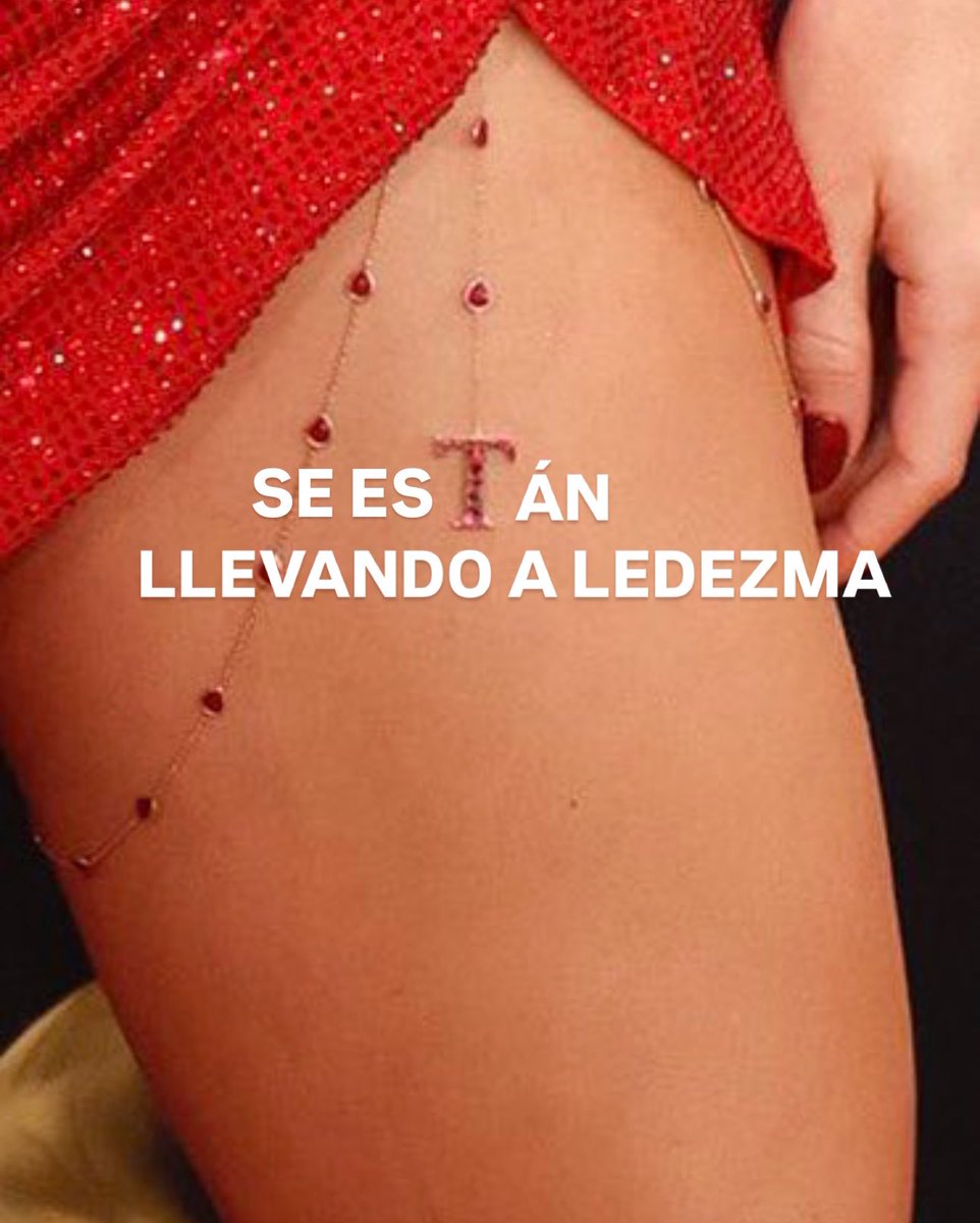 La Chama que pinta Billetes.⚡️ (@rubbycobain) on Twitter photo 