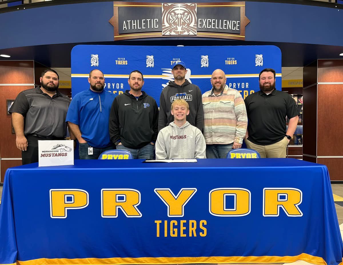 Pryor Tiger Football (@pryortigerfb) on Twitter photo Congratulations to these three outstanding young men on signing to play at the next level! Very proud and excited to everything you will go on to do! #DRAWTHELINE 🅿️🐅🏈 <a href="/John_Whip10/">John Whipple</a> <a href="/CalebCantrell27/">Caleb Cantrell</a> <a href="/NoahNoBrakes/">Noah “Bear”Curtis #57 | 6’4” 230 DE</a> Congratulations to these three outstanding young men on signing to play at the next level! Very proud and excited to everything you will go on to do! #DRAWTHELINE 🅿️🐅🏈 <a href="/John_Whip10/">John Whipple</a> <a href="/CalebCantrell27/">Caleb Cantrell</a> <a href="/NoahNoBrakes/">Noah “Bear”Curtis #57 | 6’4” 230 DE</a>