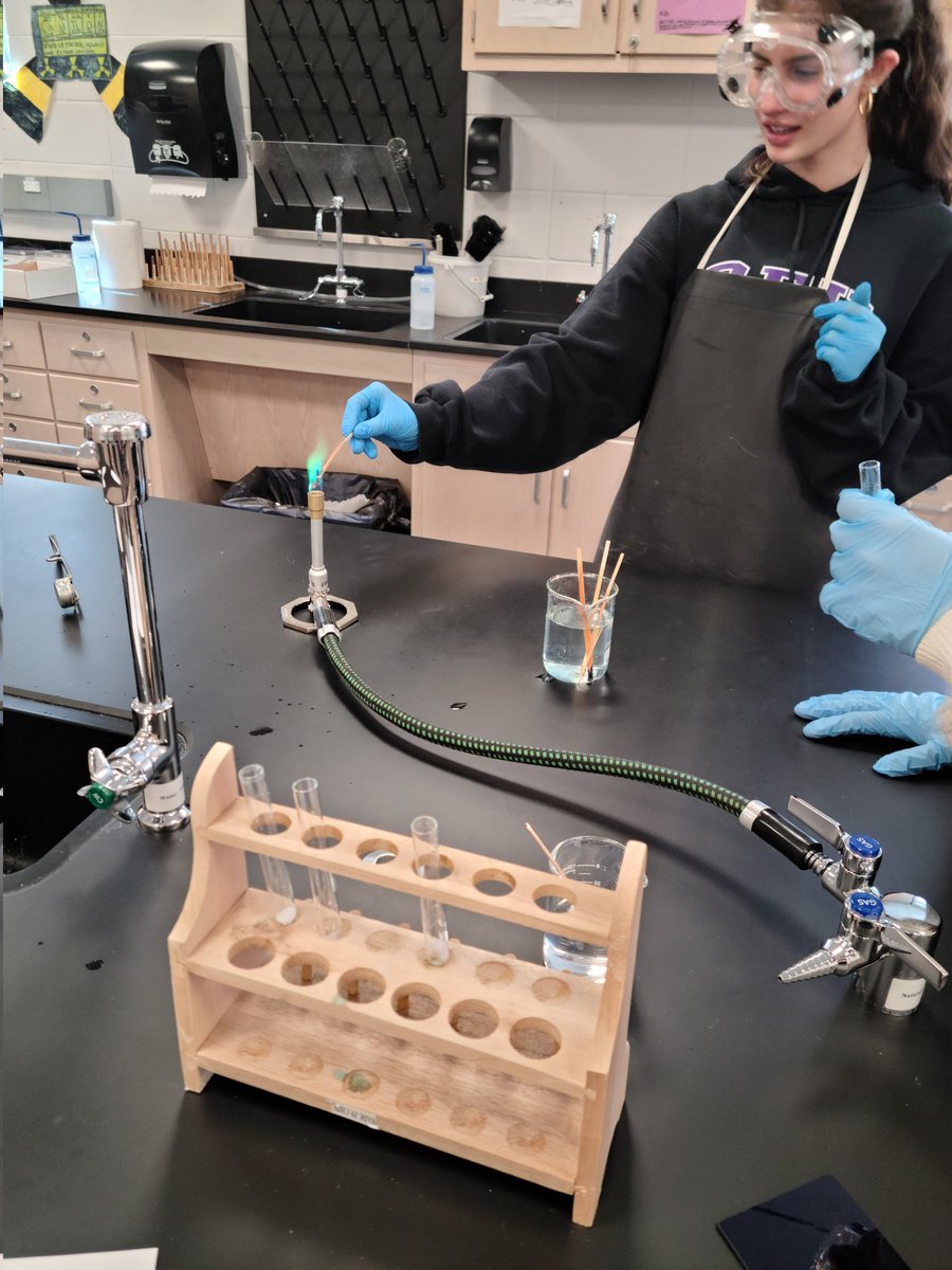 RFH_STEM's tweet image. Mrs. Pagano's chemistry students perform the classic flame tests during lab! So awesome to see. @RFH_Regional