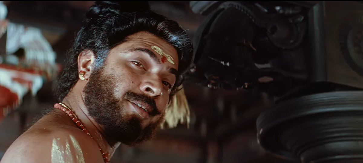 tommyshelby_369's tweet photo. #Mammootty masterfully portrays a character like Chandu, who embodies a wide range of emotions - love, revenge, and the full spectrum of human experiences while also showcasing the spirit of a warrior. There is a sense of adventure in this role too. Legendary!🐐

@mammukka https://t.co/LHYu4KjccH