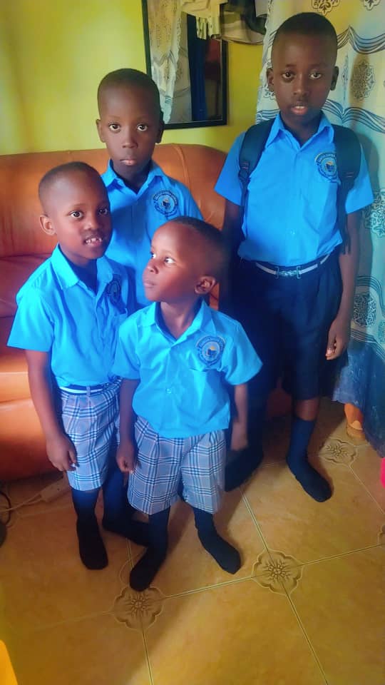 PrAndree4's tweet photo. After three years without a job and my kids not going to school, finally they are back to school.  No matter what ur passing through, some day victory will  locate you ❤️❤️ glory to God 🙏🍀 https://t.co/4orqGepwih