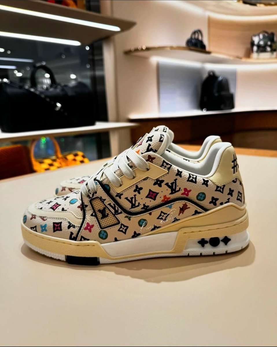 I feel ugly. I don't feel ugly😓