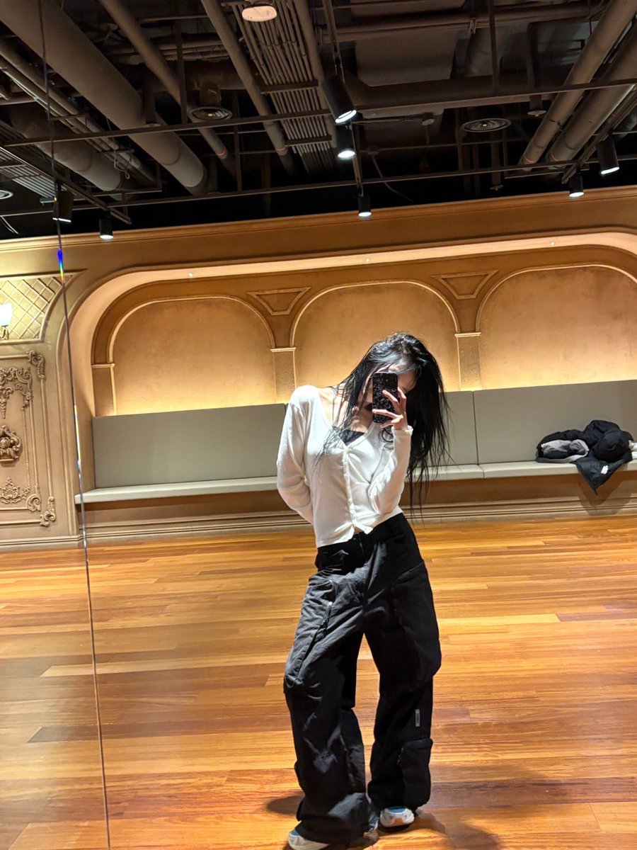 Ahyeon tweet media