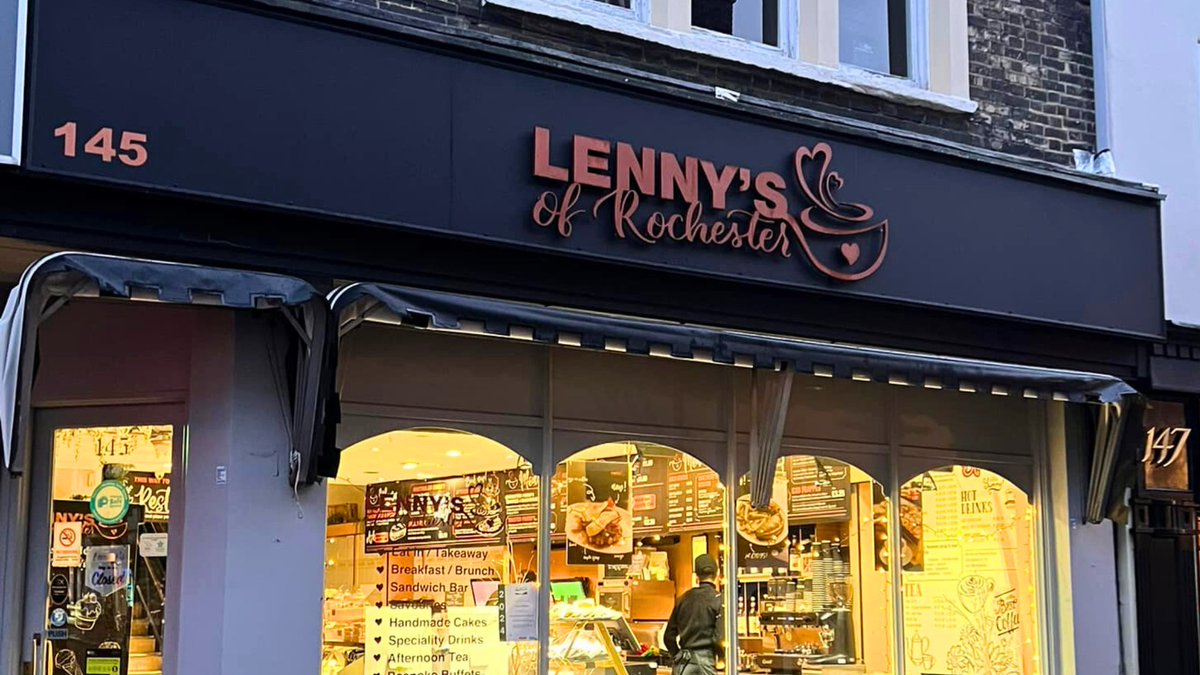 When Duncan began his Supported Internship year, he shared that his dream was to work in a bakery 💫

“It is really wonderful and exactly what I wanted to do. The team are really supportive and kind.” - Duncan

Read Duncan's story:
bemix.org/news/supported…

#SupportedEmployment