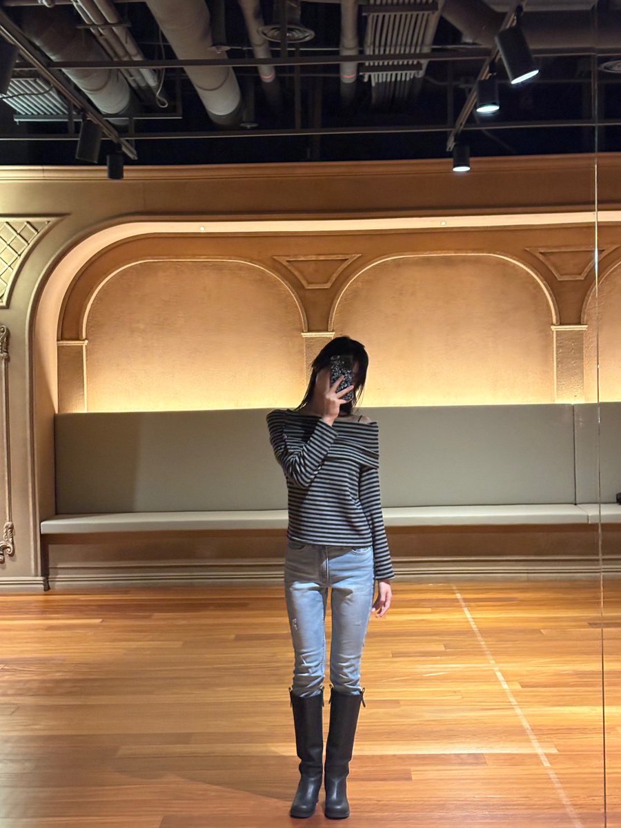 Ahyeon tweet media
