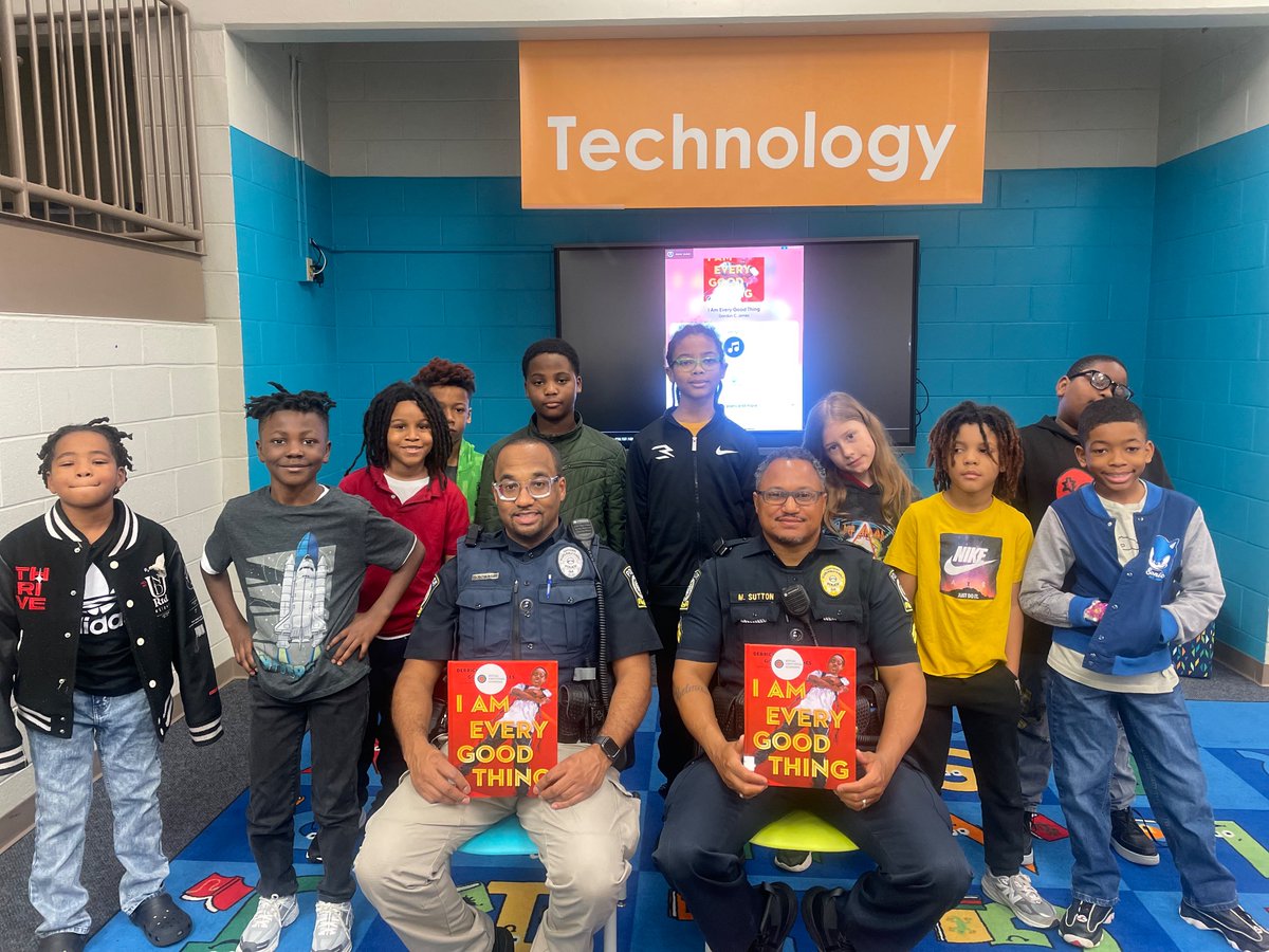 Nero-Jack (@nerojack5) on Twitter photo <a href="/UsherCollierES/">Usher-Collier ROAR</a> and <a href="/APSPolice/">Atlanta Public Schools Police Department</a> are #everygoodthing with @noveleffects Thanks for your commitment to #booksandbadges and literacy 📚👮🏾♂️📚 <a href="/UsherCollierES/">Usher-Collier ROAR</a> and <a href="/APSPolice/">Atlanta Public Schools Police Department</a> are #everygoodthing with @noveleffects Thanks for your commitment to #booksandbadges and literacy 📚👮🏾♂️📚