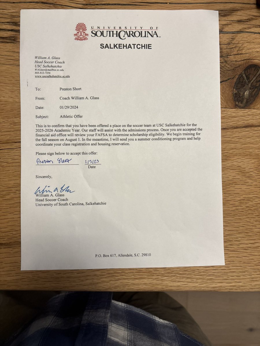 Preston Short (@prestonshort13) on Twitter photo Officially signed today!! So blessed, can’t wait for the next chapter. <a href="/HighSchoolBlitz/">High School Blitz</a> <a href="/StagsRecruiting/">Stags Football Recruiting</a> <a href="/elodge4/">Eric Lodge</a> <a href="/CoachEBenton/">Eugene Benton</a> Officially signed today!! So blessed, can’t wait for the next chapter. <a href="/HighSchoolBlitz/">High School Blitz</a> <a href="/StagsRecruiting/">Stags Football Recruiting</a> <a href="/elodge4/">Eric Lodge</a> <a href="/CoachEBenton/">Eugene Benton</a>