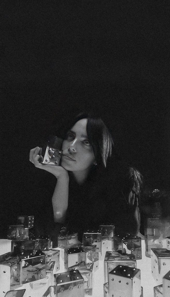 billie ★ tweet media