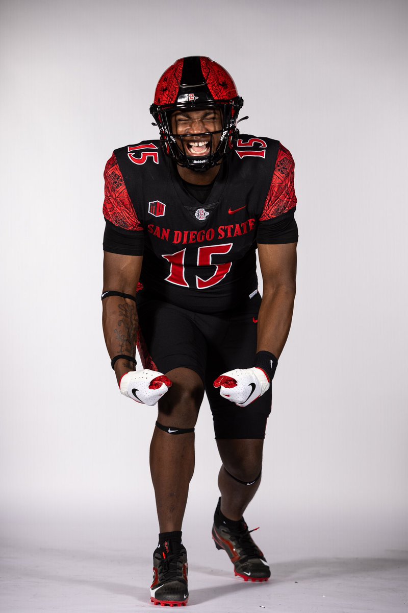 JerryWashin414's tweet image. #goaztecs