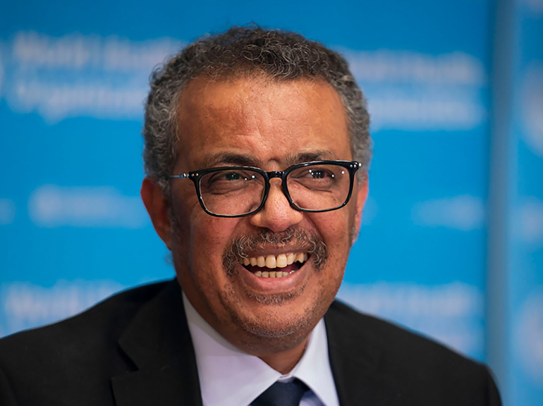 Para los que no saben: Tedros Adhanom, el director de la OMS, ni siquiera es médico... ¡es filósofo!
Y tiene causas de corrupción en Etiopía. 
"Su doctorado es en Filosofía, especializado en sanidad comunitaria, siendo así el primer jefe de la OMS que no ha cursado estudios de
