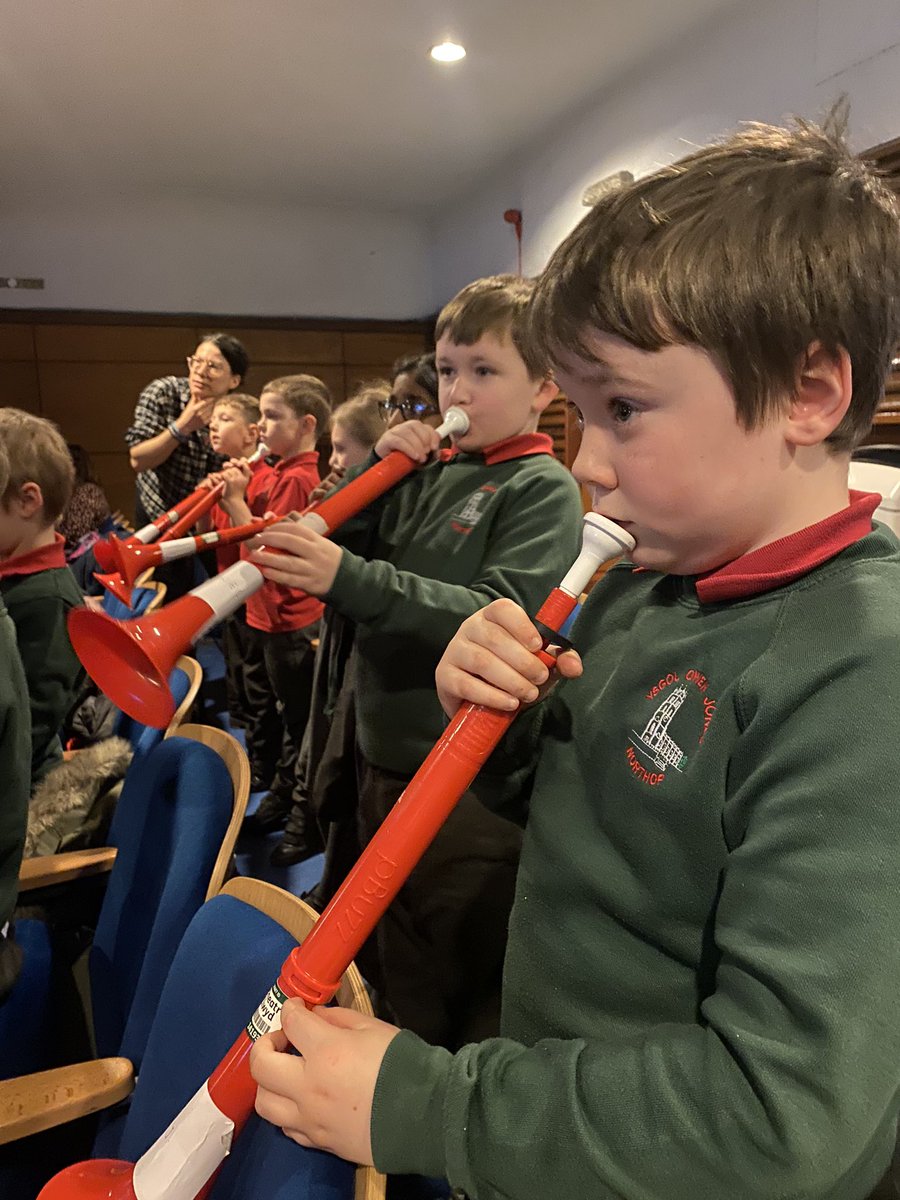 yowenjones's tweet photo. Thank you for an amazing musical experience #beingcreative #firstexperience https://t.co/dSYXvgdN6n