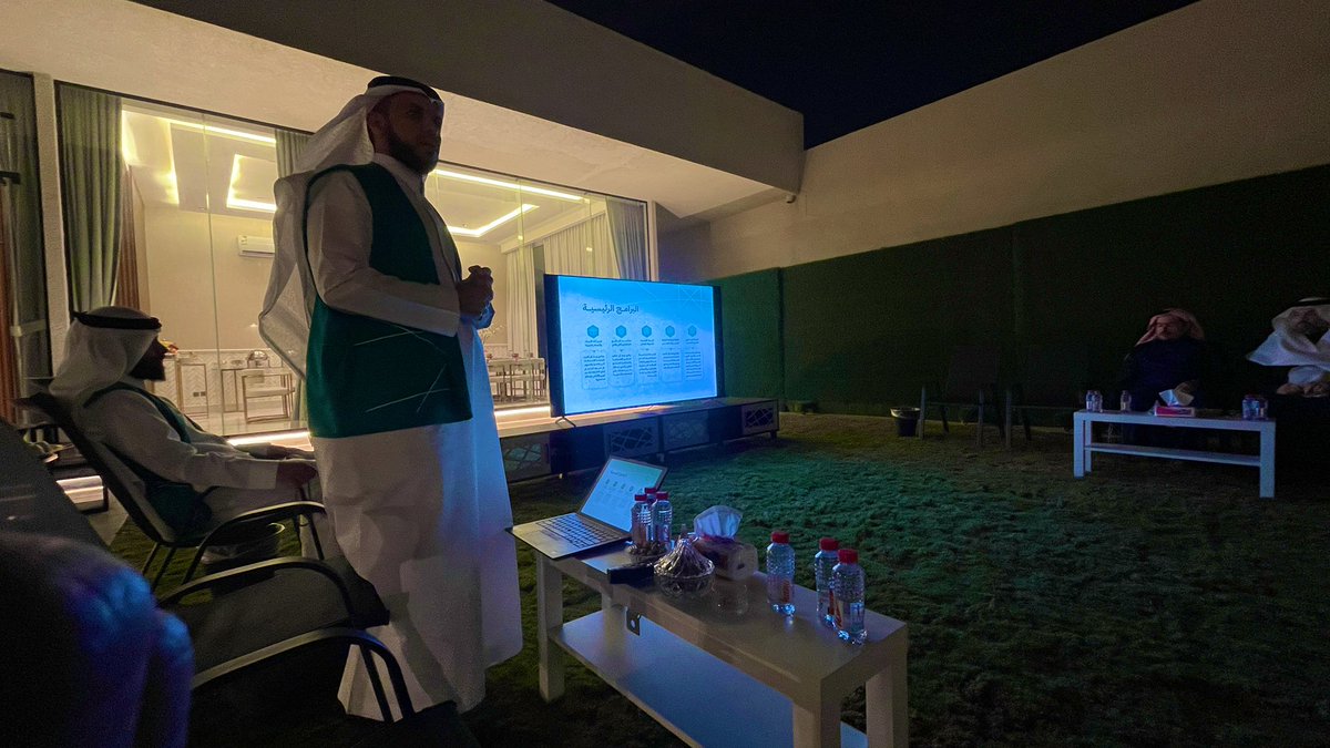 balmaarik's tweet image. سعدت باستضافة معالي الدكتور حاتم المرزوقي رئيس مجلس ادارة جمعية هدية الحاج والمعتمر @hajigift  ونخبة من قادة القطاع الغير ربحي والمختصين في مجال الاستدامة المالية