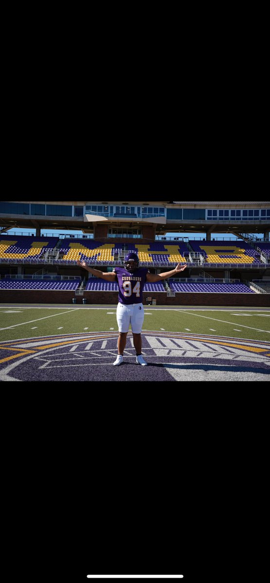 Zachary”94”Gibbs (@zacharygibbs94) on Twitter photo I want to say first thanks to God for all the things he does in my life. So what that being said I have committed to University of Mary Hardin Baylor💯#GoCRU
<a href="/Coach_Brace/">Nick Brace</a> I want to say first thanks to God for all the things he does in my life. So what that being said I have committed to University of Mary Hardin Baylor💯#GoCRU
<a href="/Coach_Brace/">Nick Brace</a>