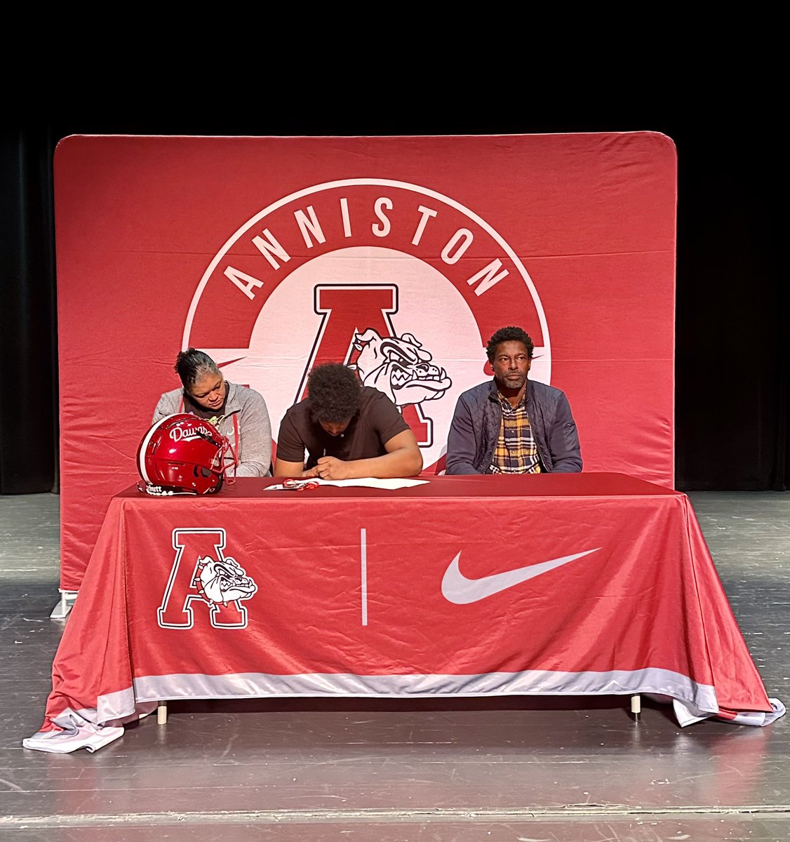 Anniston Bulldog Football (@annistondawgs) on Twitter photo 🐶⛓️It was a GREAT DAY!! <a href="/kevionte5/">kevionte</a> <a href="/AnnistonSchools/">Anniston City Schools</a> <a href="/anniston_high/">AnnistonHigh</a> <a href="/annistonalgov/">The City of Anniston</a> #Dawgson3 🐶⛓️It was a GREAT DAY!! <a href="/kevionte5/">kevionte</a> <a href="/AnnistonSchools/">Anniston City Schools</a> <a href="/anniston_high/">AnnistonHigh</a> <a href="/annistonalgov/">The City of Anniston</a> #Dawgson3