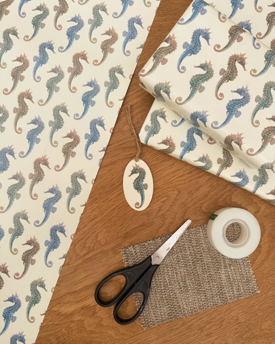 Lucy Locks Art tweet media