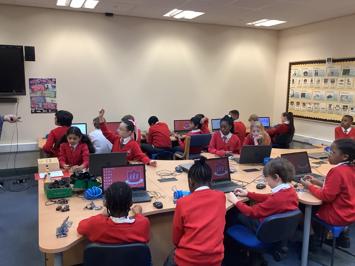 allsaintsbootle's tweet image. Last week, Year 5 had an amazing time creating fitness trackers using Micro:bits with @hodge_jo @DigSchoolhouse! 💻⚡ They learned all about using variables in code while having lots of fun. A fantastic way to explore computing! 🏃♂️📊 #STEM #CodingFun