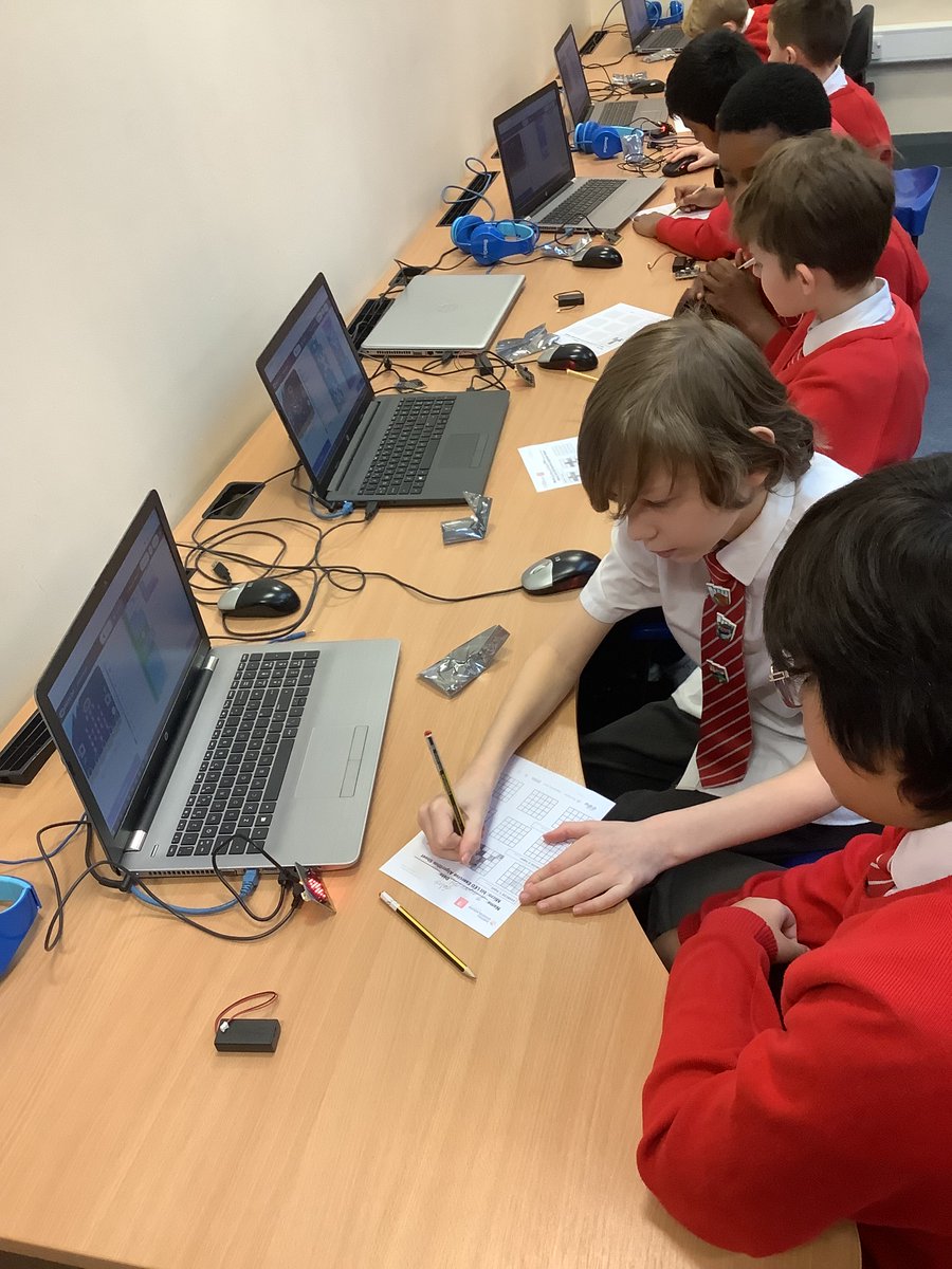 allsaintsbootle's tweet image. Last week, Year 5 had an amazing time creating fitness trackers using Micro:bits with @hodge_jo @DigSchoolhouse! 💻⚡ They learned all about using variables in code while having lots of fun. A fantastic way to explore computing! 🏃♂️📊 #STEM #CodingFun