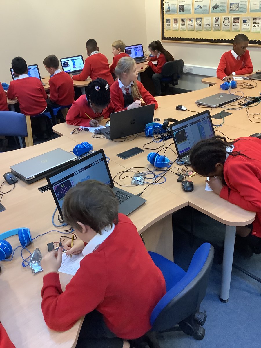allsaintsbootle's tweet image. Last week, Year 5 had an amazing time creating fitness trackers using Micro:bits with @hodge_jo @DigSchoolhouse! 💻⚡ They learned all about using variables in code while having lots of fun. A fantastic way to explore computing! 🏃♂️📊 #STEM #CodingFun